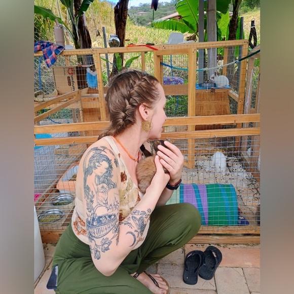 Meet your Posher, Baylee - Picture 1 of 4